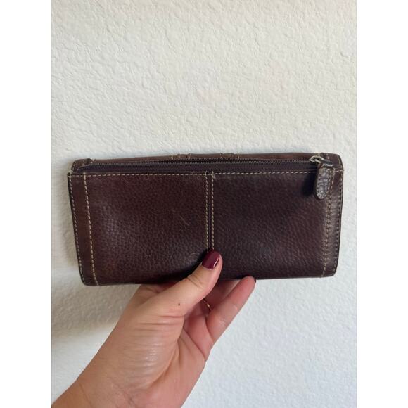 FOSSIL WOMENS VINTAGE BROWN LEATHER WALLET CREDIT CARD SLOTS Y2K - Picture 2 of 8